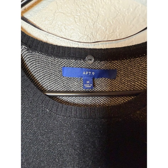 Apt. 9 Women's Black Silver Long Sleeve Ombre Knit Sweater Top - Picture 3 of 3